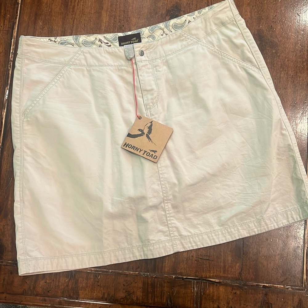 Horny Toad Khaki Skort 12 NWT